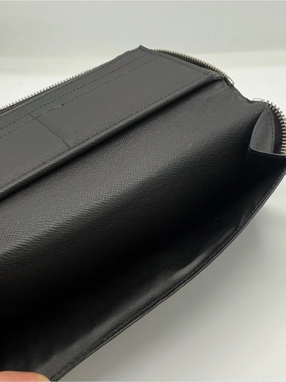 Louis Vuitton pre owned
